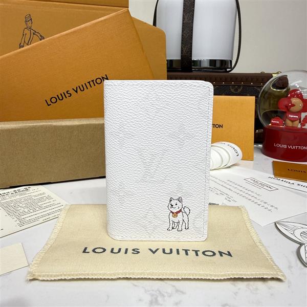 2026122105456146 270